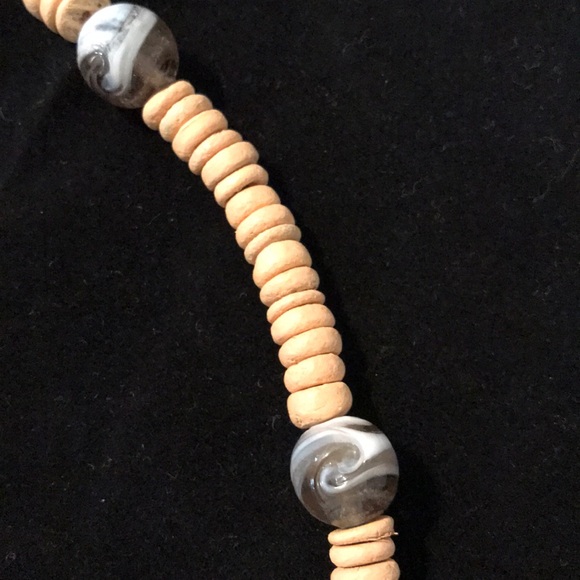 Necklace - Picture 2 of 2